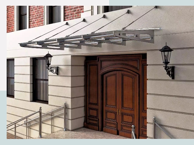 Металлические козырьки от 622 руб. в Воткинске